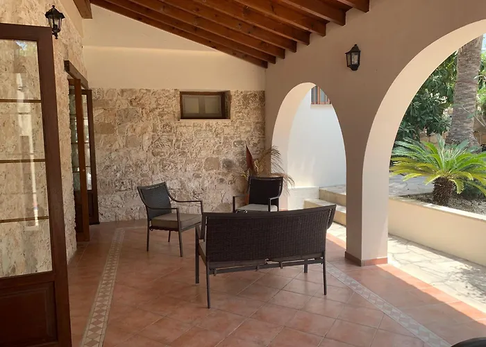 Semesterbostad Anna Maria Pégeia